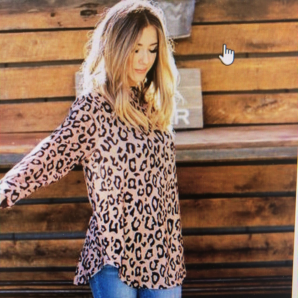 NEW Leopard shirt.     Medium